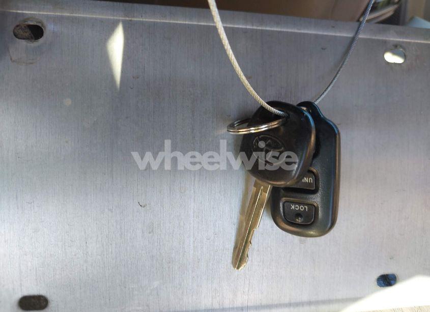 Photo 11 of 2000 Toyota Sienna XLE (VIN 4T3ZF13C6YU299793)