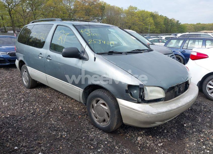 2000 Toyota Sienna XLE (VIN 4T3ZF13C6YU316494) main photo