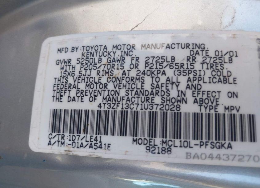 Photo 9 of 2001 Toyota Sienna XLE (VIN 4T3ZF13C71U372028)