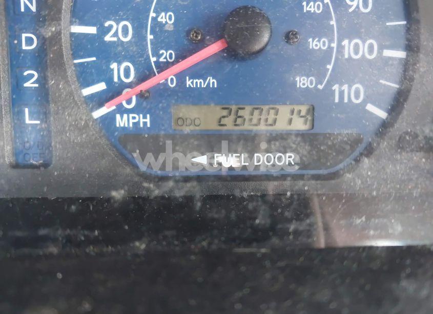 Photo 7 of 2002 Toyota Sienna XLE (VIN 4T3ZF13C72U422993)