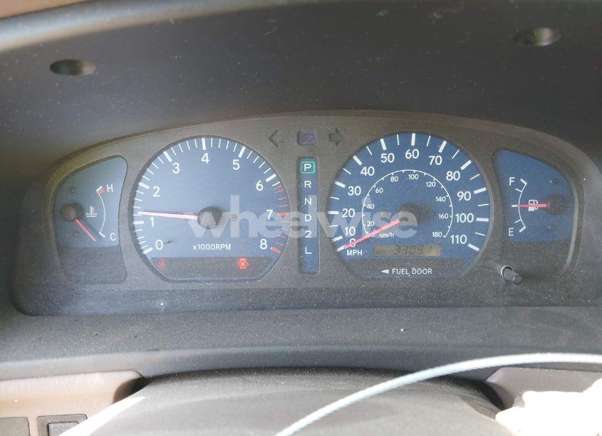 Photo 7 of 2002 Toyota Sienna LE (VIN 4T3ZF13C72U473555)