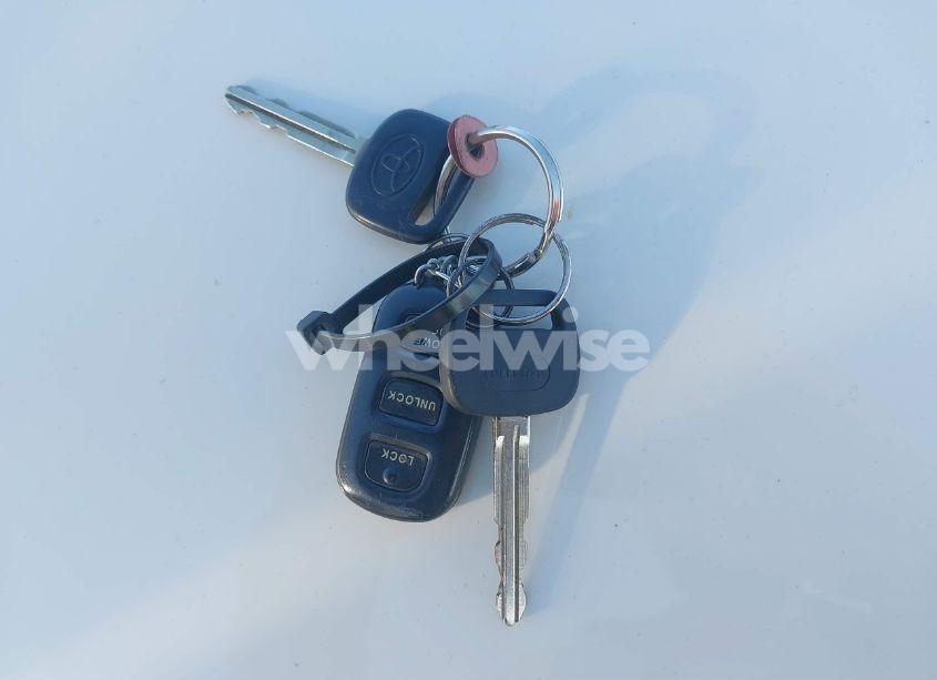 Photo 11 of 2002 Toyota Sienna LE (VIN 4T3ZF13C72U495961)