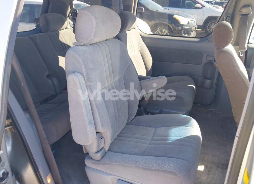 Photo 8 of 2002 Toyota Sienna LE (VIN 4T3ZF13C72U495961)