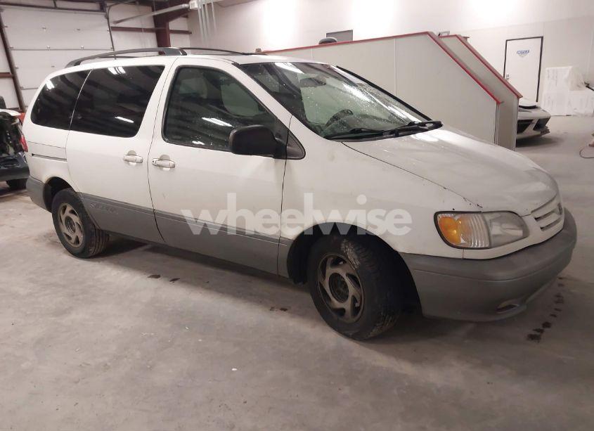 2003 Toyota Sienna XLE (VIN 4T3ZF13C73U537465) main photo