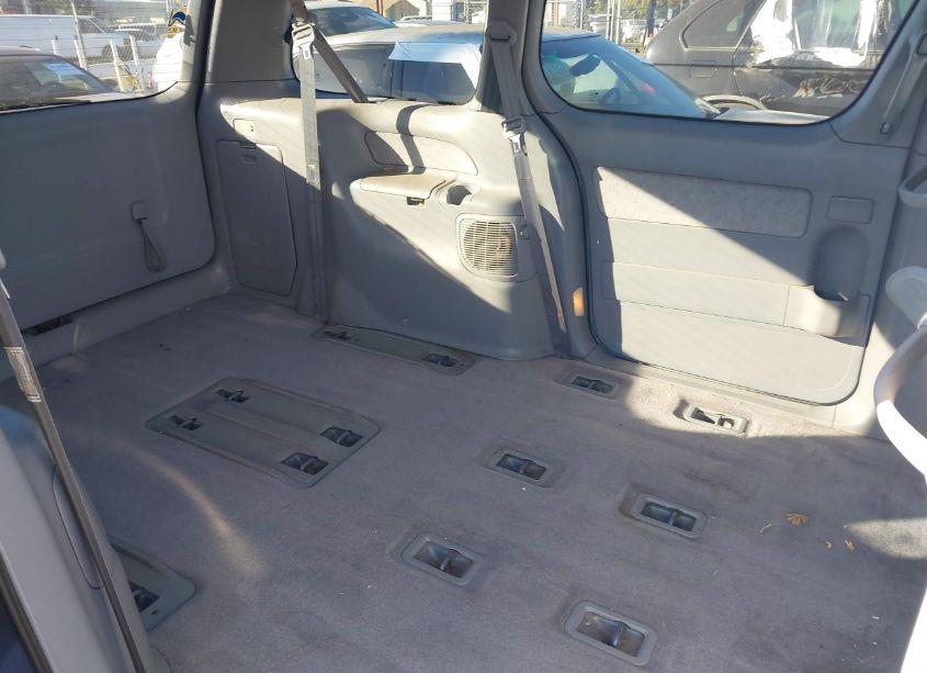 Photo 8 of 1998 Toyota Sienna (VIN 4T3ZF13C7WU041182)