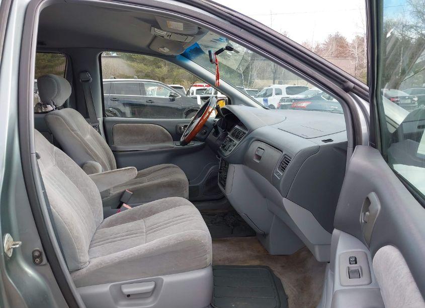 Photo 5 of 2000 Toyota Sienna LE (VIN 4T3ZF13C7YU275695)