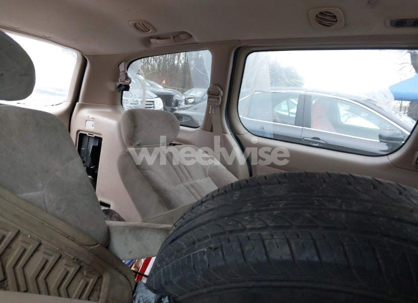 Photo 8 of 2000 Toyota Sienna LE (VIN 4T3ZF13C7YU288155)