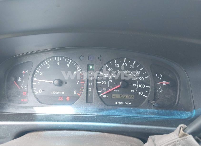 Photo 7 of 2000 Toyota Sienna XLE (VIN 4T3ZF13C7YU311496)