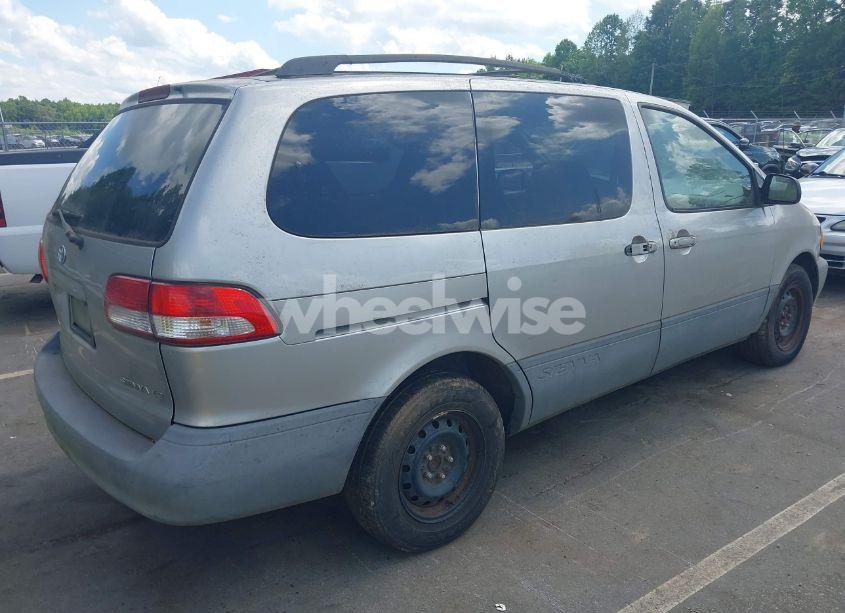 Photo 4 of 2001 Toyota Sienna LE (VIN 4T3ZF13C81U407725)