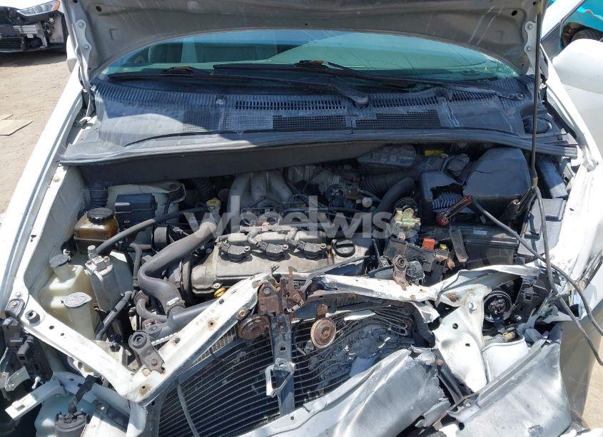 Photo 10 of 2002 Toyota Sienna XLE (VIN 4T3ZF13C82U472835)