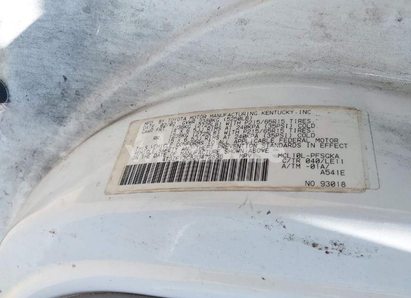 Photo 9 of 2002 Toyota Sienna XLE (VIN 4T3ZF13C82U472835)