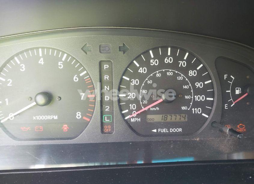 Photo 7 of 1998 Toyota Sienna XLE (VIN 4T3ZF13C8WU033706)