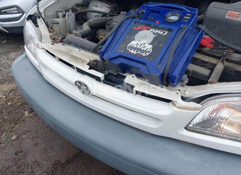 Photo 6 of 1999 Toyota Sienna LE (VIN 4T3ZF13C8XU133869)