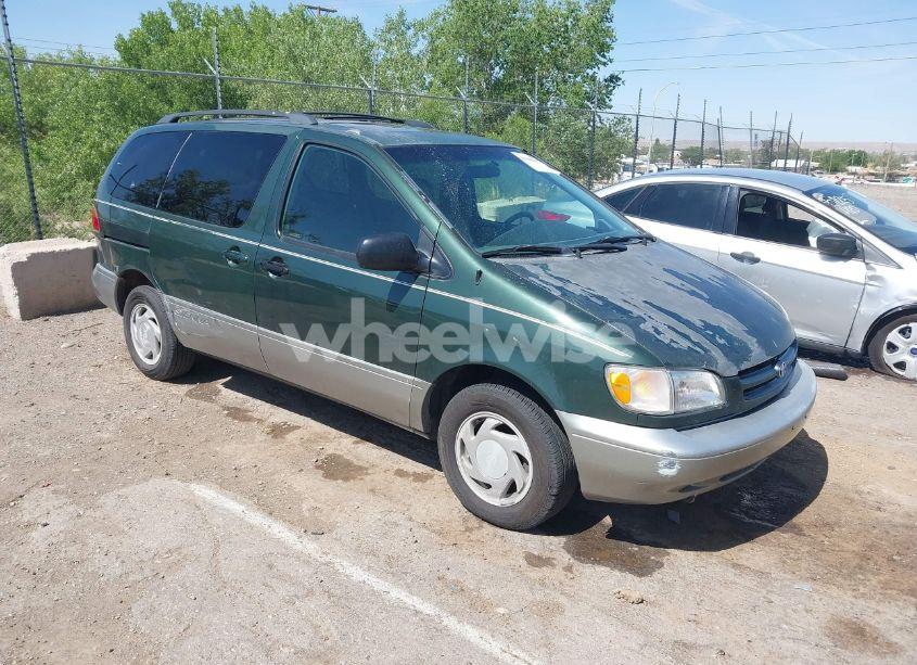 2000 Toyota Sienna LE/XLE (VIN 4T3ZF13C8YU215604) main photo