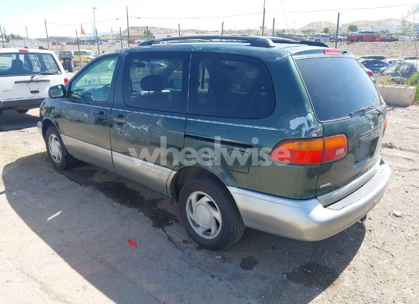 Photo 3 of 2000 Toyota Sienna LE/XLE (VIN 4T3ZF13C8YU215604)