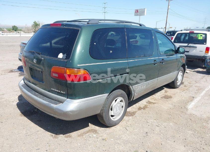 Photo 4 of 2000 Toyota Sienna LE/XLE (VIN 4T3ZF13C8YU215604)