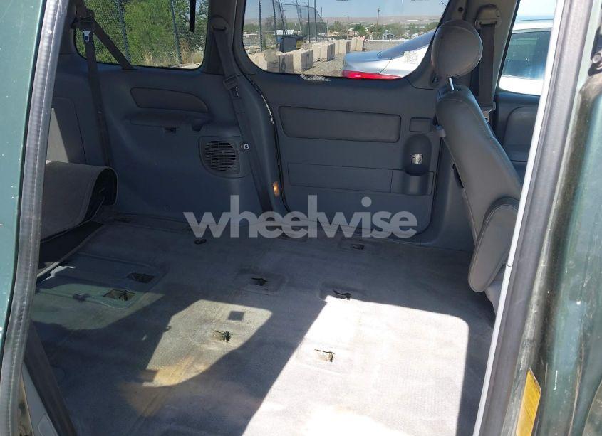 Photo 8 of 2000 Toyota Sienna LE/XLE (VIN 4T3ZF13C8YU215604)