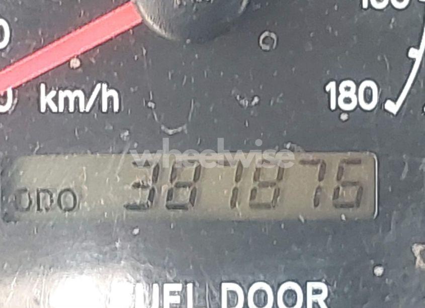 Photo 14 of 2000 Toyota Sienna LE/XLE (VIN 4T3ZF13C8YU256668)