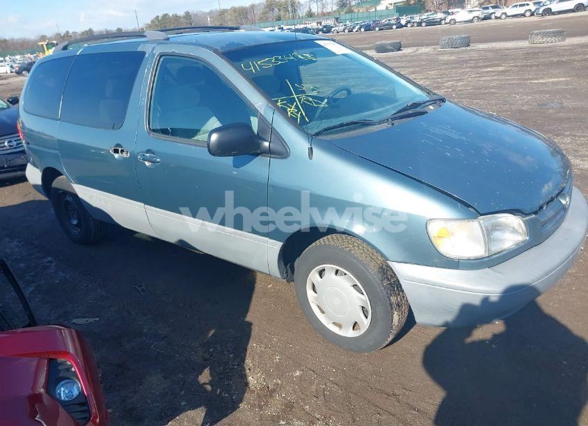 2000 Toyota Sienna LE (VIN 4T3ZF13C8YU309725) main photo