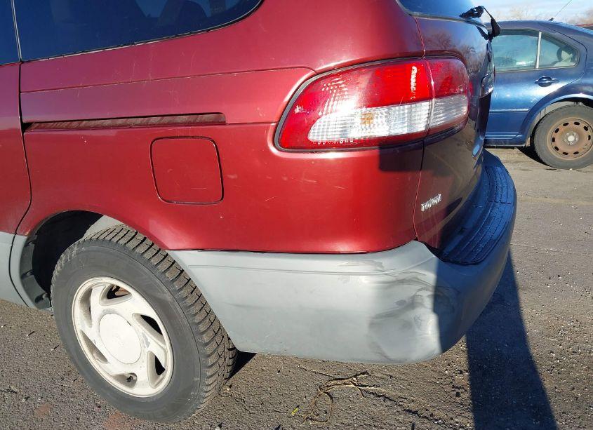 Photo 6 of 2001 Toyota Sienna LE (VIN 4T3ZF13C91U345574)