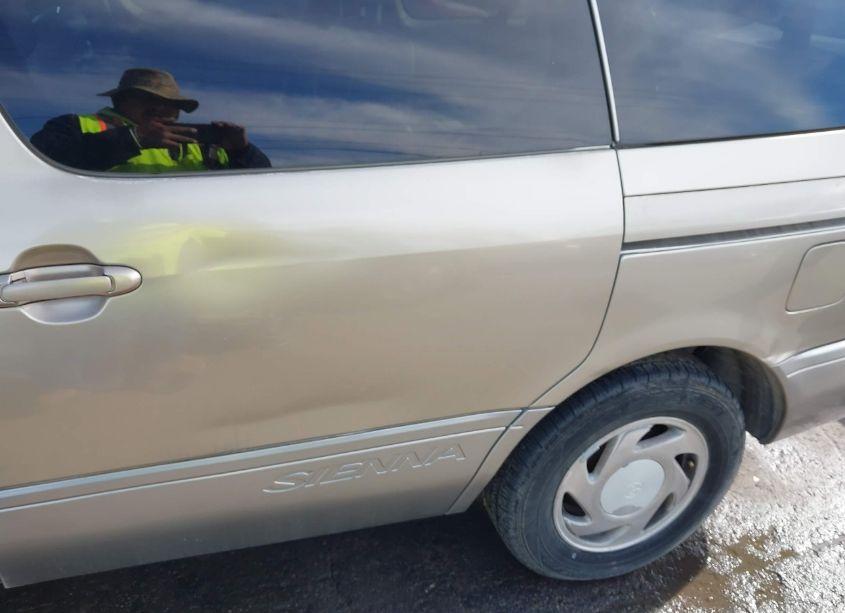 Photo 6 of 2001 Toyota Sienna XLE (VIN 4T3ZF13C91U383970)