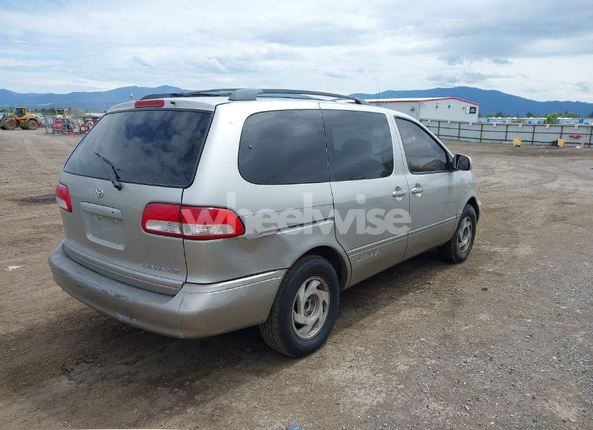 Photo 4 of 2001 Toyota Sienna XLE (VIN 4T3ZF13C91U395004)