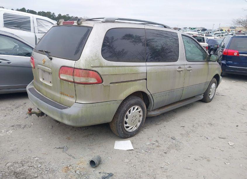 Photo 4 of 2001 Toyota Sienna LE (VIN 4T3ZF13C91U395861)