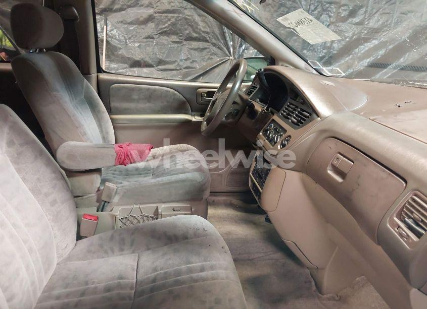 Photo 5 of 2001 Toyota Sienna LE (VIN 4T3ZF13C91U402811)