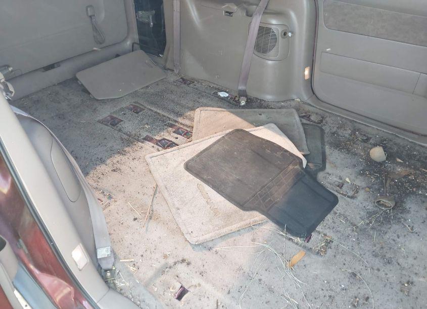 Photo 8 of 2001 Toyota Sienna LE (VIN 4T3ZF13C91U410018)