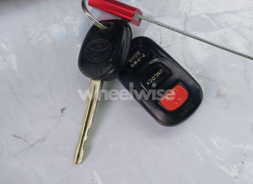 Photo 11 of 2002 Toyota Sienna XLE (VIN 4T3ZF13C92U444834)