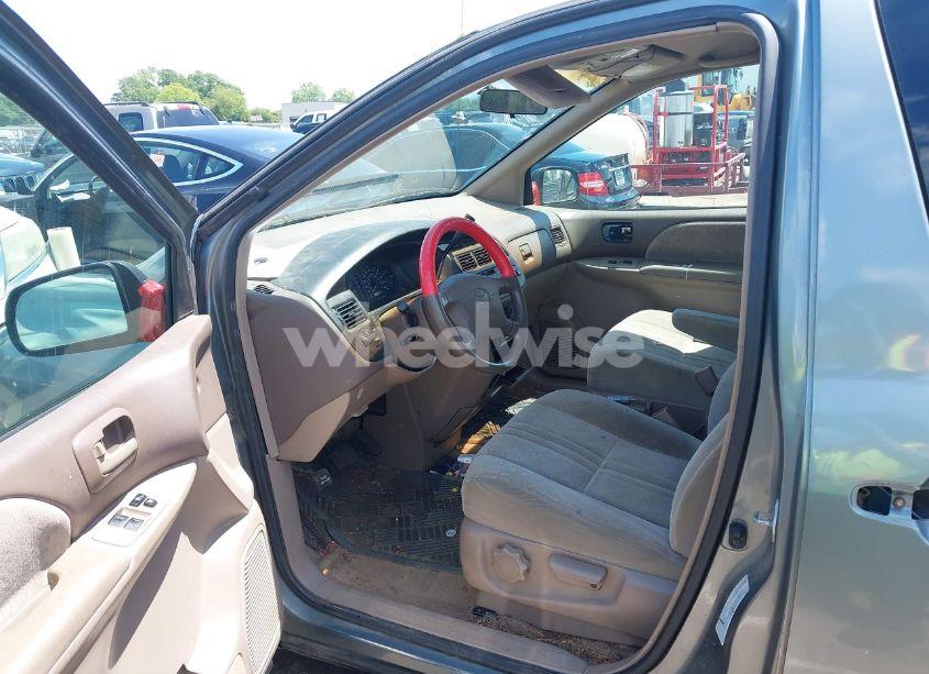 Photo 5 of 1998 Toyota Sienna LE (VIN 4T3ZF13C9WU036694)