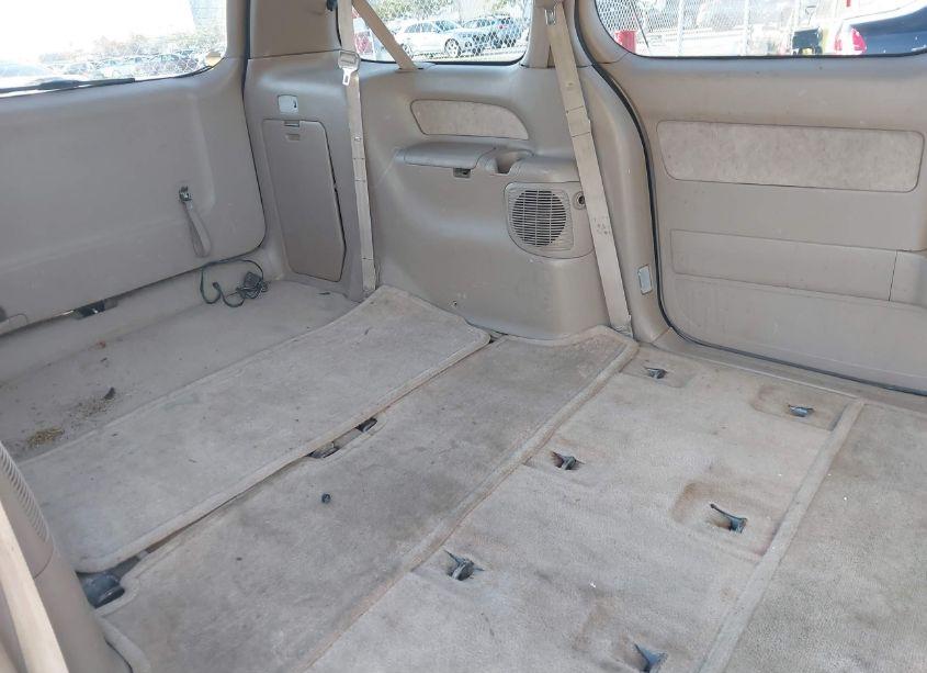 Photo 8 of 1999 Toyota Sienna LE/XLE (VIN 4T3ZF13C9XU131936)