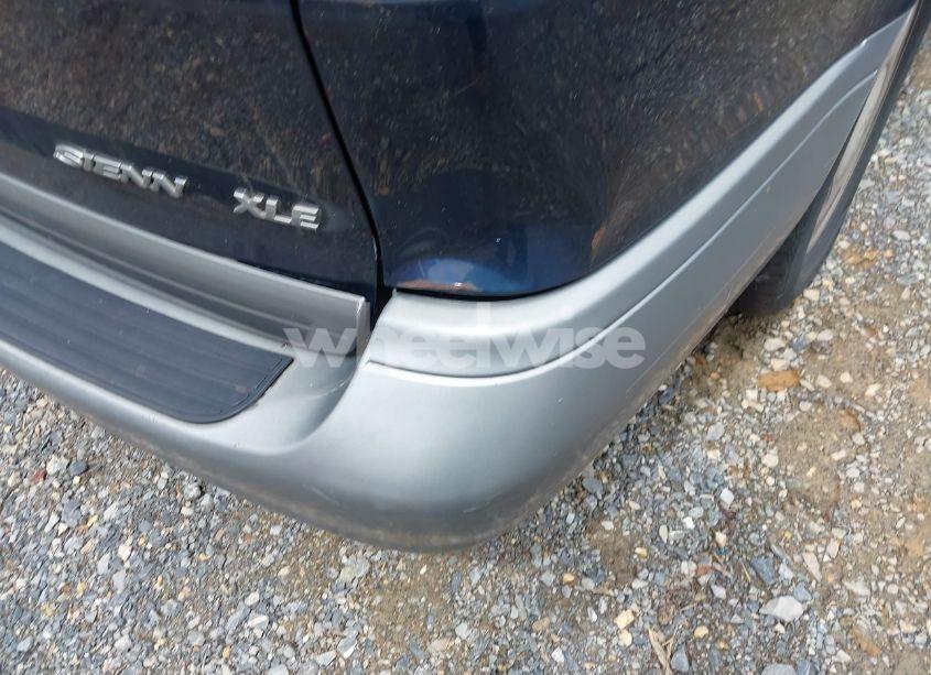 Photo 13 of 2001 Toyota Sienna XLE (VIN 4T3ZF13CX1U333160)