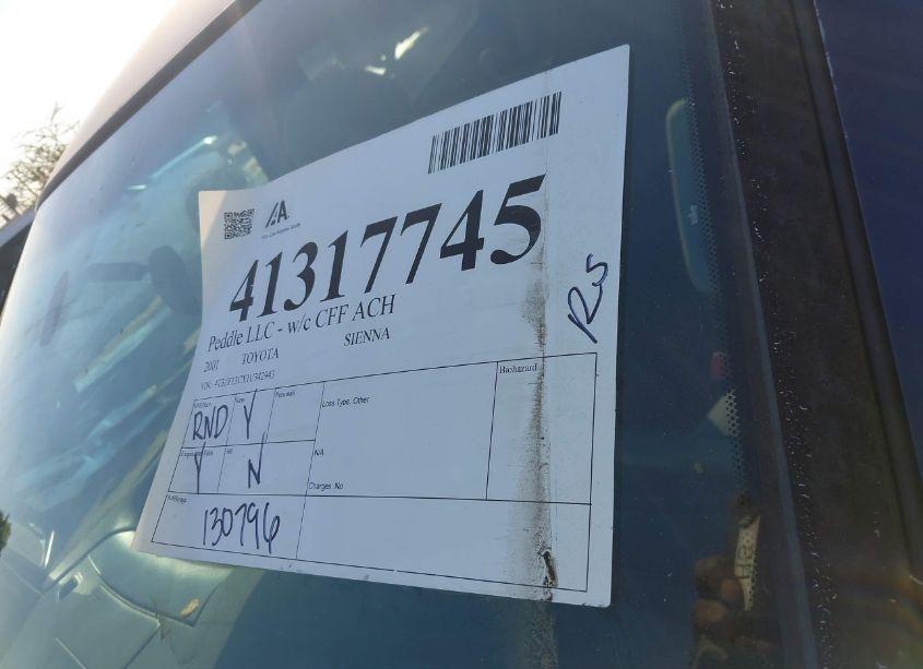 Photo 12 of 2001 Toyota Sienna LE (VIN 4T3ZF13CX1U342943)