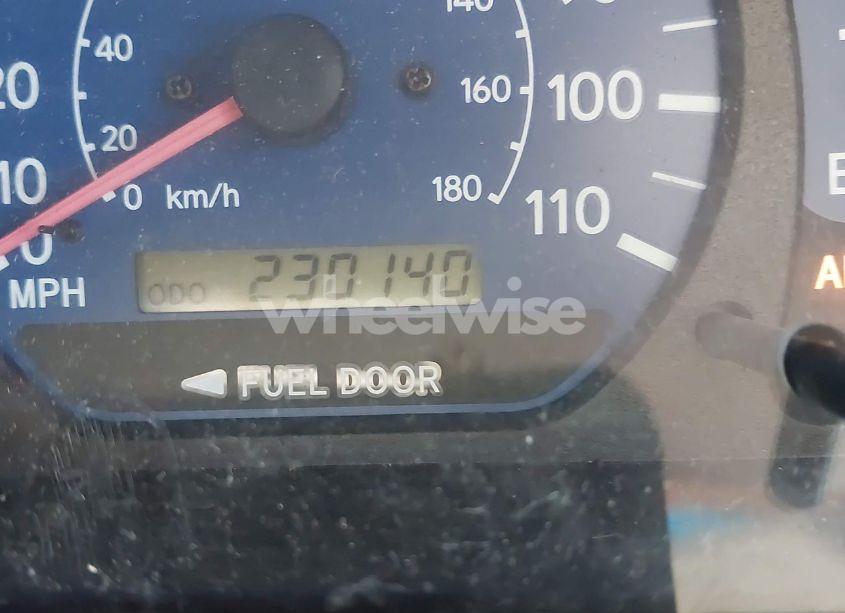 Photo 15 of 2001 Toyota Sienna XLE (VIN 4T3ZF13CX1U351254)