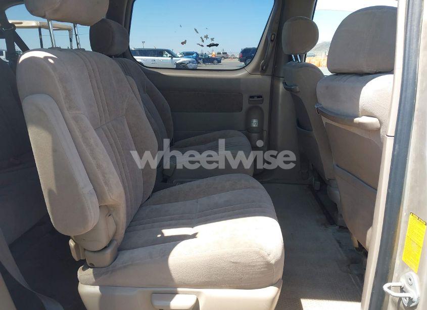 Photo 8 of 2001 Toyota Sienna XLE (VIN 4T3ZF13CX1U351254)
