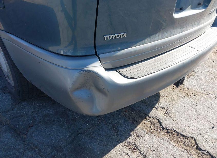 Photo 11 of 2001 Toyota Sienna XLE (VIN 4T3ZF13CX1U360679)