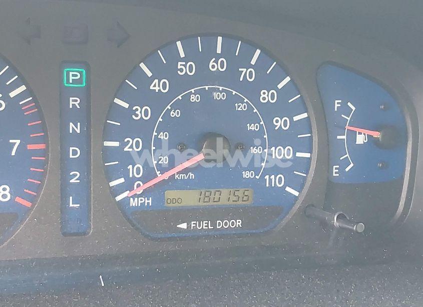 Photo 7 of 2002 Toyota Sienna LE (VIN 4T3ZF13CX2U427914)