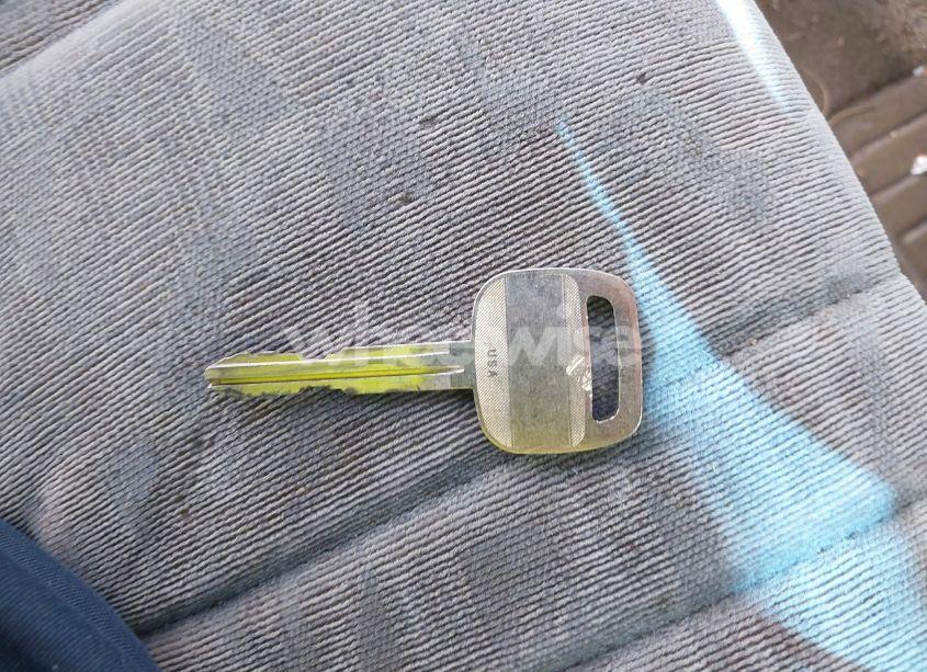 Photo 11 of 2003 Toyota Sienna LE (VIN 4T3ZF13CX3U525214)