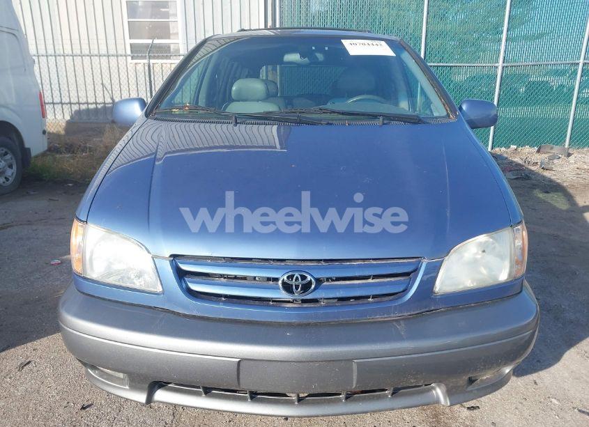 Photo 6 of 2003 Toyota Sienna LE/XLE (VIN 4T3ZF13CX3U541414)