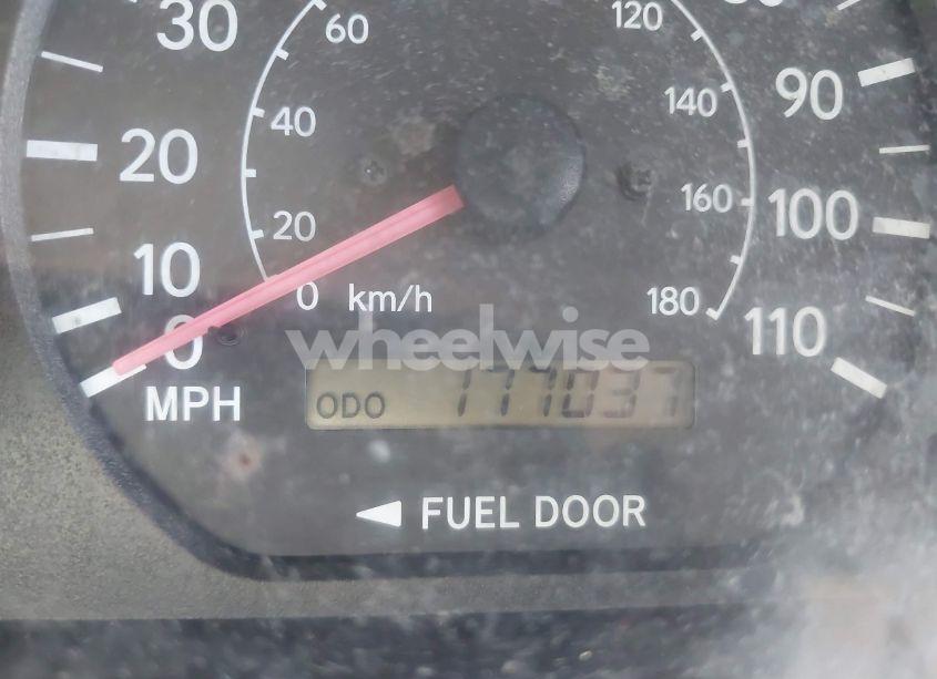 Photo 7 of 1998 Toyota Sienna LE (VIN 4T3ZF13CXWU026269)