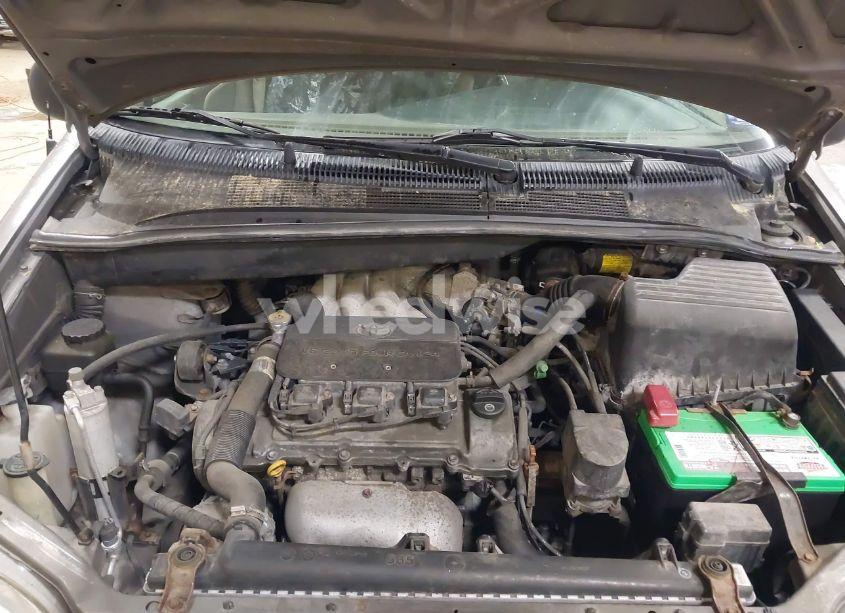 Photo 10 of 1999 Toyota Sienna LE/XLE (VIN 4T3ZF13CXXU127488)