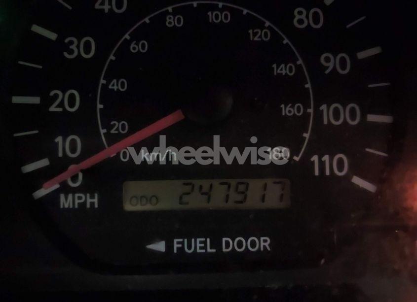 Photo 7 of 1999 Toyota Sienna LE/XLE (VIN 4T3ZF13CXXU127488)