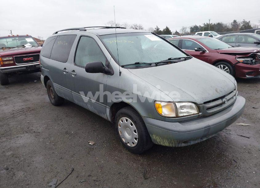 2000 Toyota Sienna LE (VIN 4T3ZF13CXYU264366) main photo