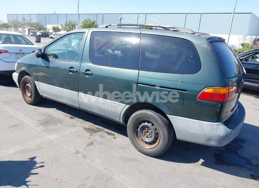 Photo 3 of 2000 Toyota Sienna LE (VIN 4T3ZF13CXYU312352)