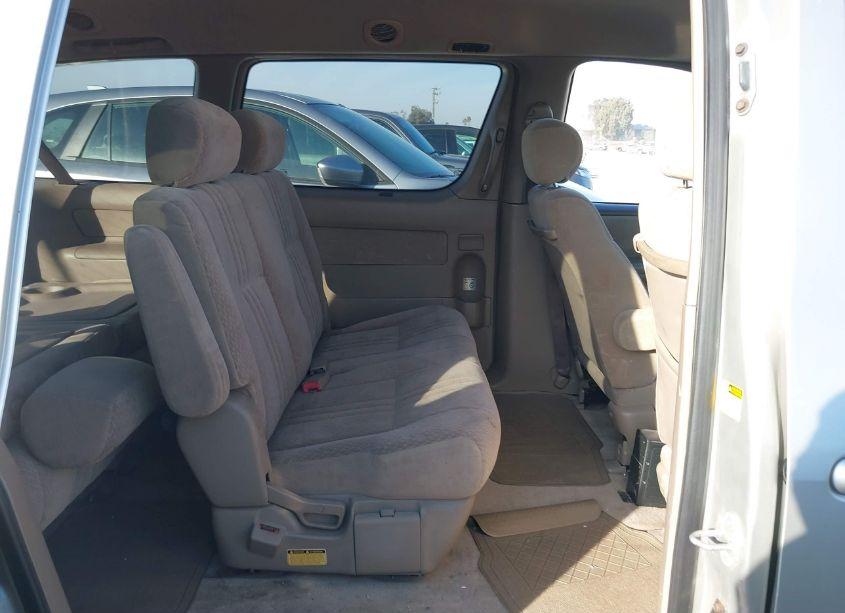 Photo 8 of 2001 Toyota Sienna CE (VIN 4T3ZF19C21U370050)