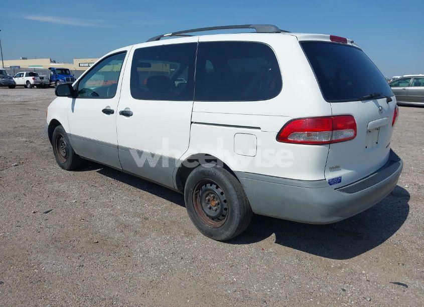 Photo 3 of 2002 Toyota Sienna CE (VIN 4T3ZF19C32U425073)