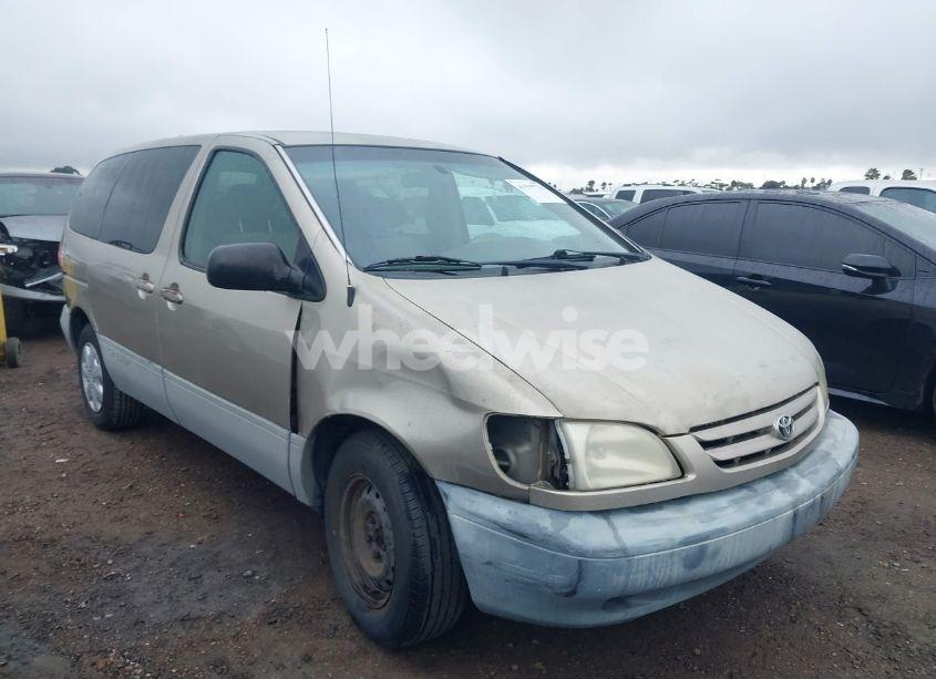 Photo 6 of 2001 Toyota Sienna CE (VIN 4T3ZF19C51U329489)