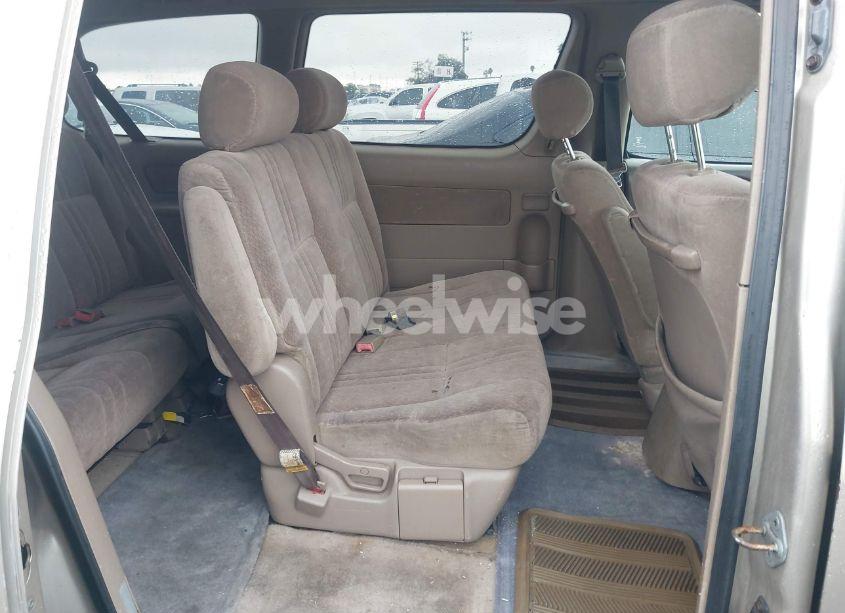 Photo 8 of 2001 Toyota Sienna CE (VIN 4T3ZF19C51U329489)