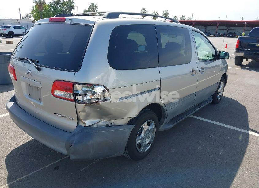 Photo 4 of 2001 Toyota Sienna CE (VIN 4T3ZF19C51U381415)